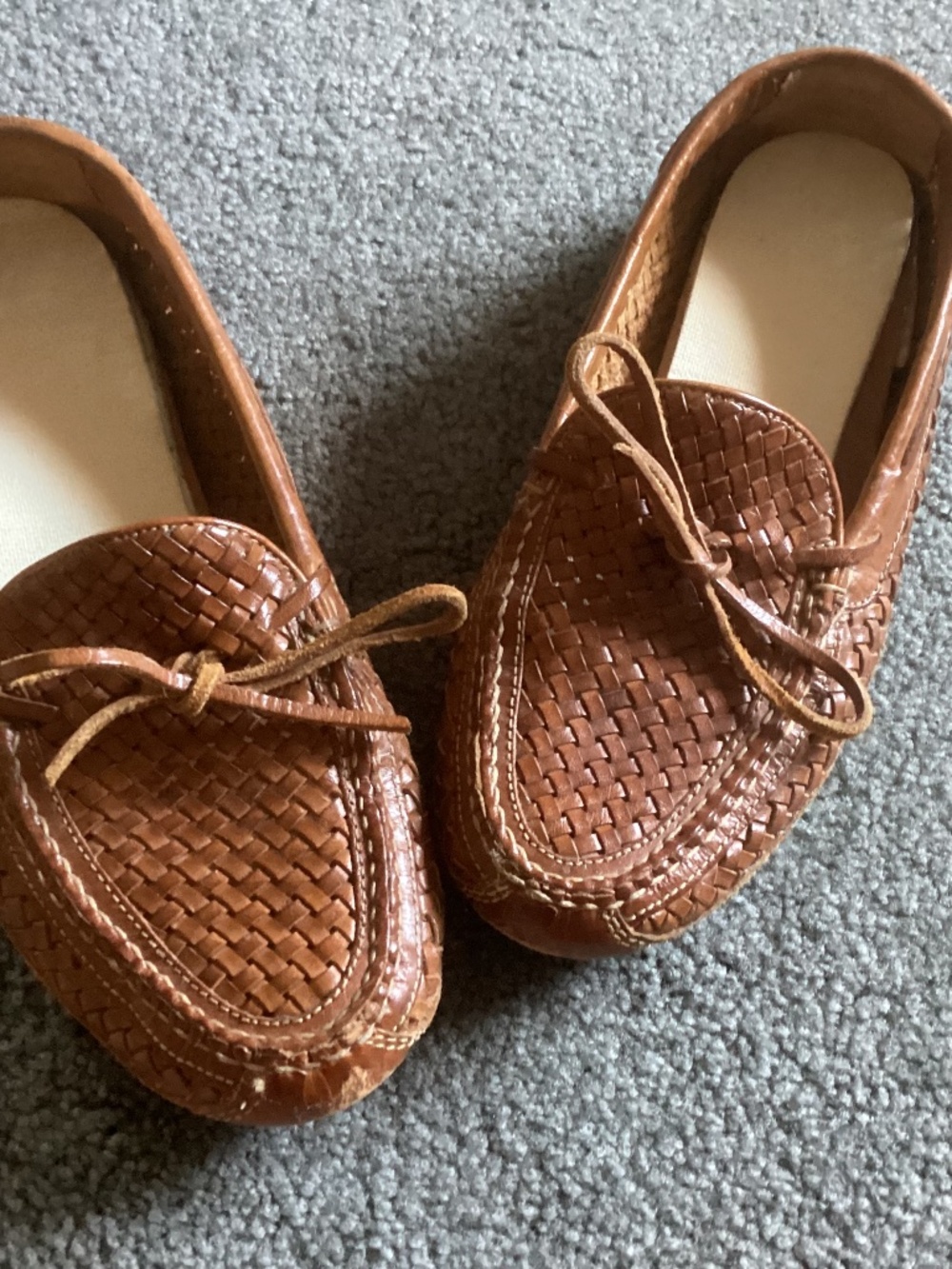 Ladies ColeHaan woven leather driving shoes